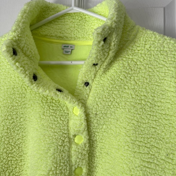 Aerie oversized Sherpa highlighter yellow - Picture 3 of 7